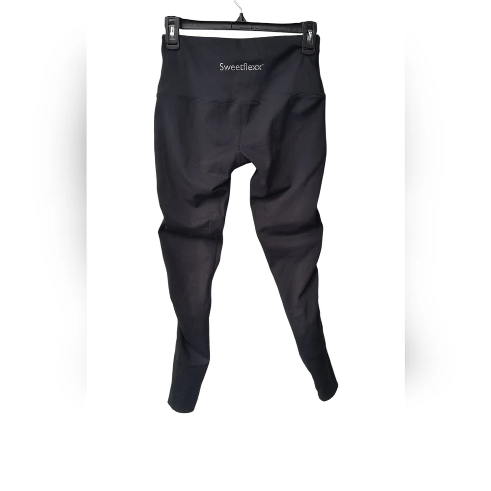 Women's Black Leggings - Picture 3 of 7